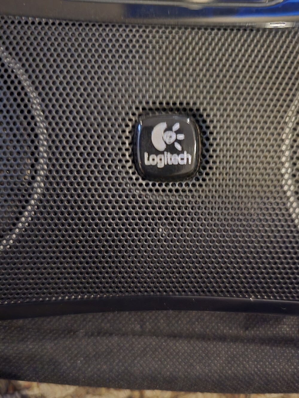 Logitech Black Portable Speaker System with Integrated Controls - Picture 2 of 4